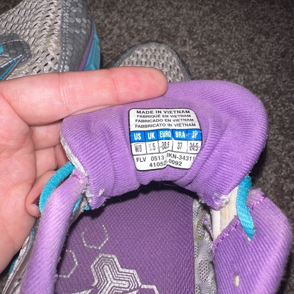 Mizuno Women's Running Shoe - Picture 4 of 4